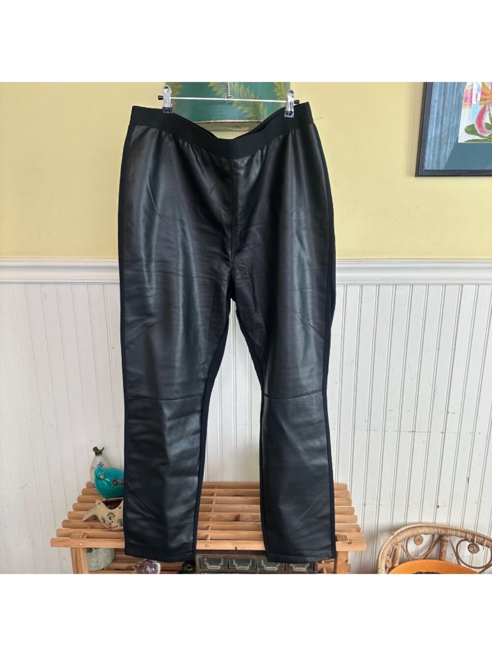 Roamans Womens Black Faux Leather Pull-On Pants Size 18/20 Large Stretch Waistba